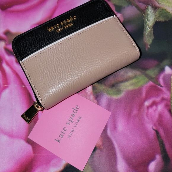 kate spade Handbags - Nwt new Kate spade wallet